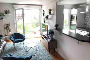 FELLINI 3BR with safe parking